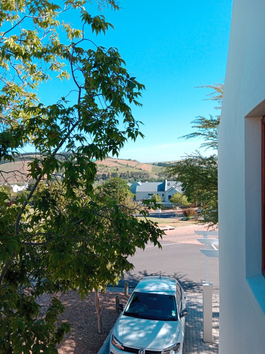 To Let  Bedroom Property for Rent in Welgevonden Estate Western Cape
